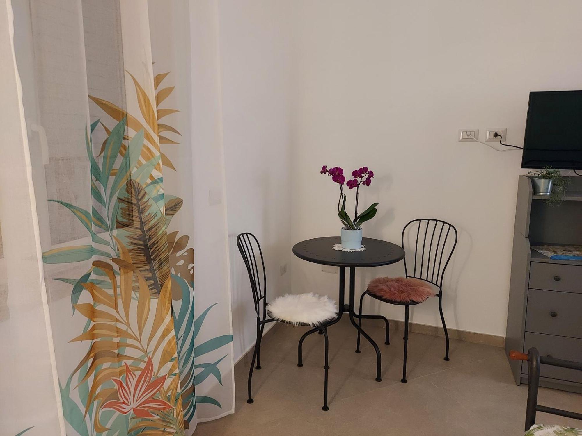 Morghen 88 Vomero Rooms Naples Exterior photo