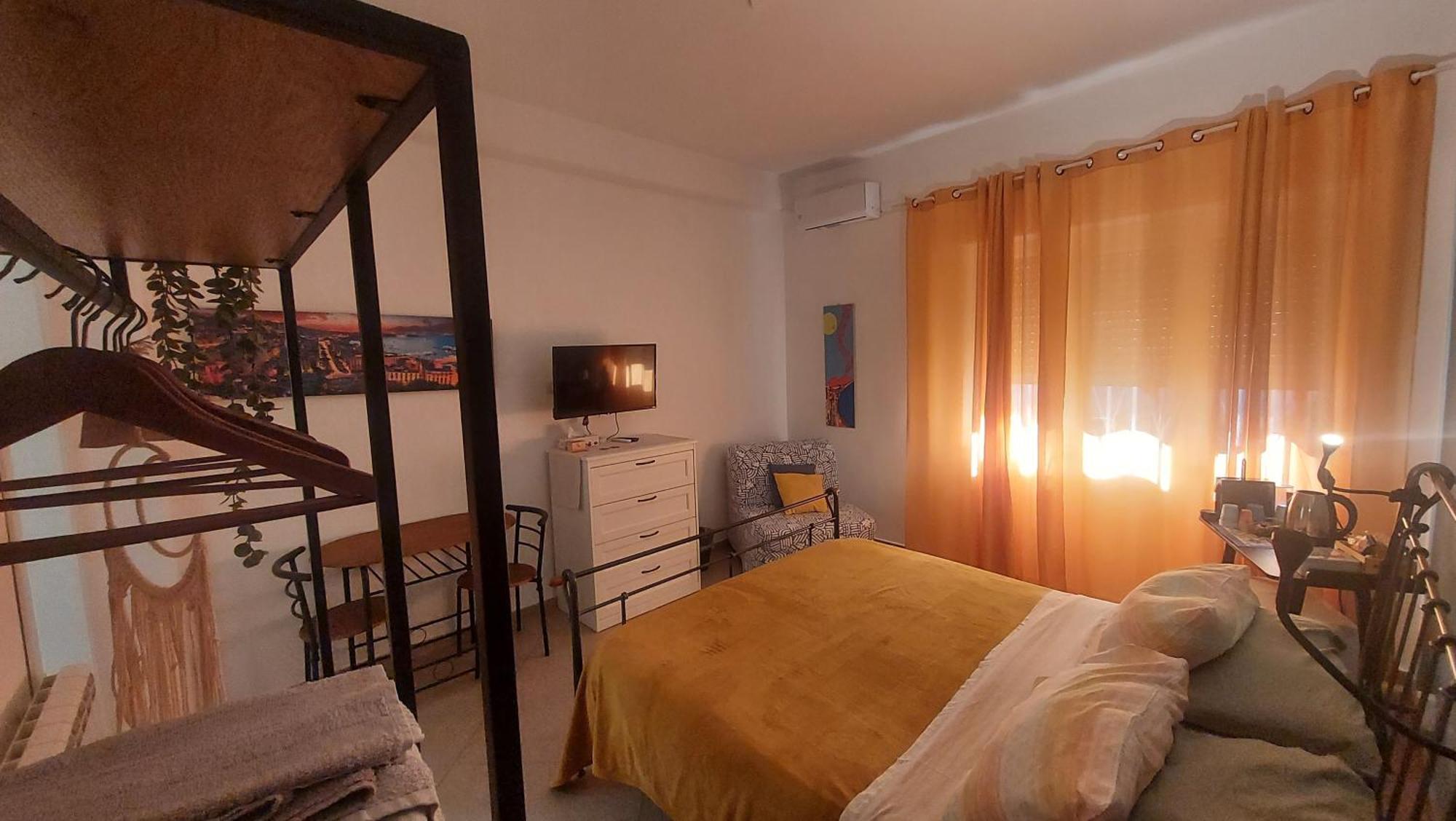 Morghen 88 Vomero Rooms Naples Exterior photo